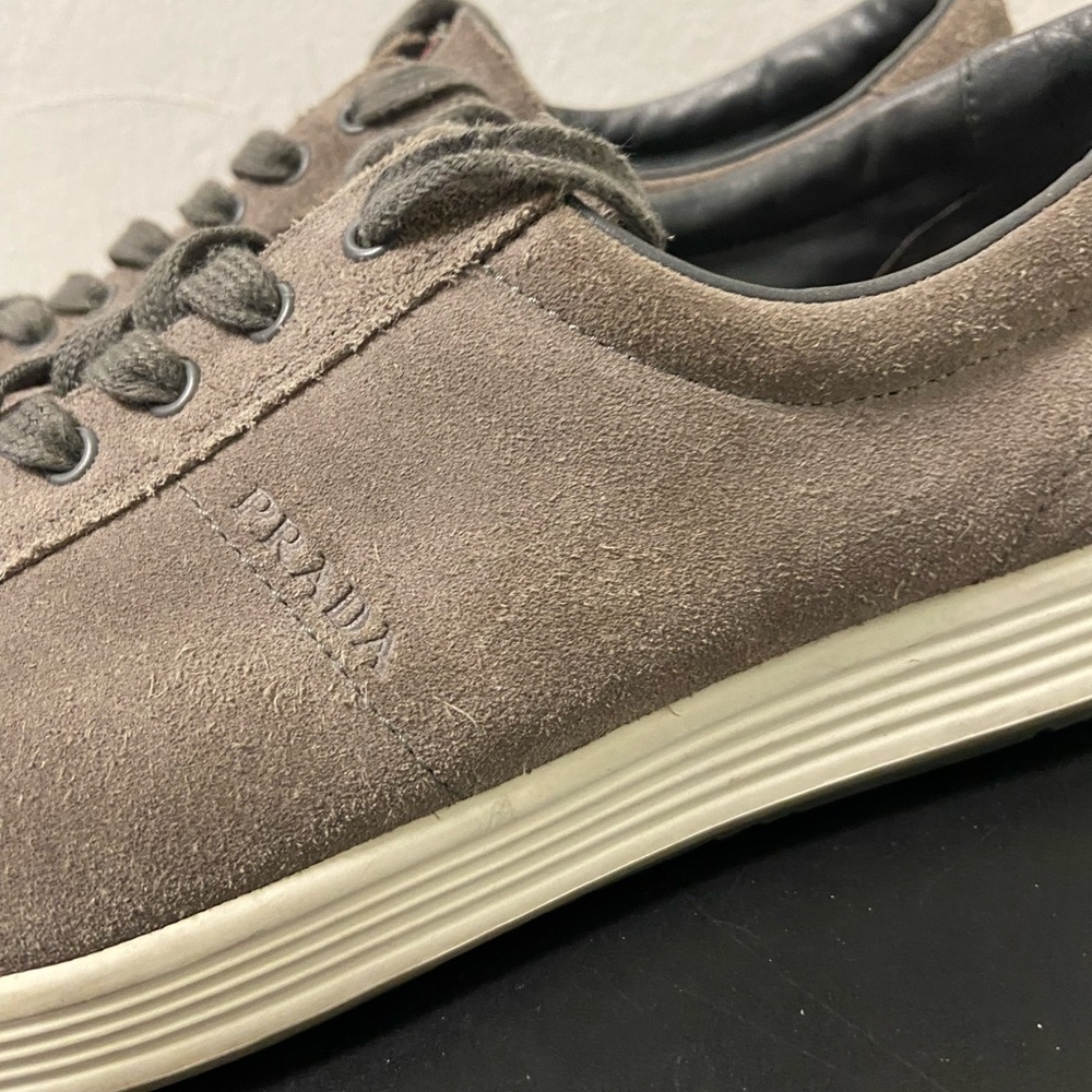 Prada 4E2336 Grey Suede Designer Sneakers Casua Shoes Size 8.5 Vintage Y2K 2000s - Picture 3 of 15